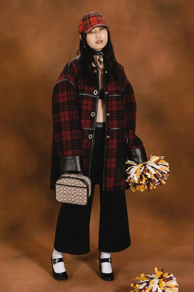 COACH RESORT 2023 28.jpg