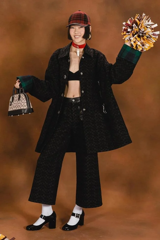 COACH RESORT 2023 29.jpg