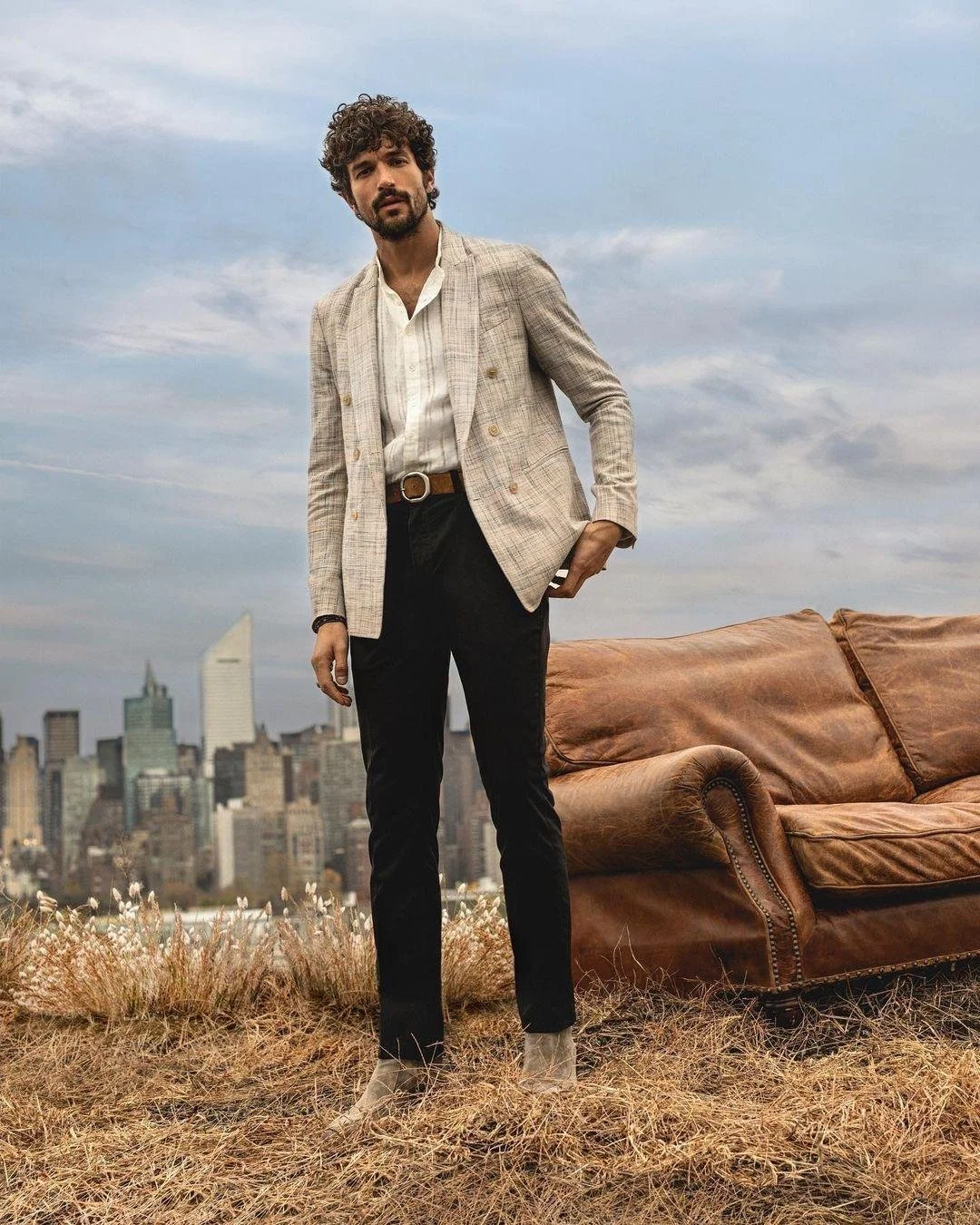 JOHN VARVATOS SPRING 2023 1.jpg