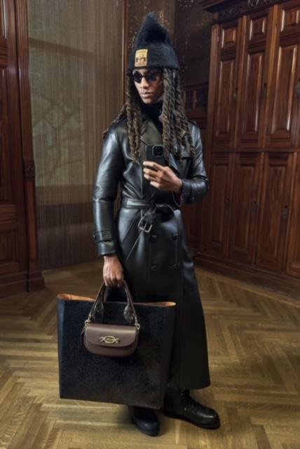 COACH RESORT 2024 9.jpg