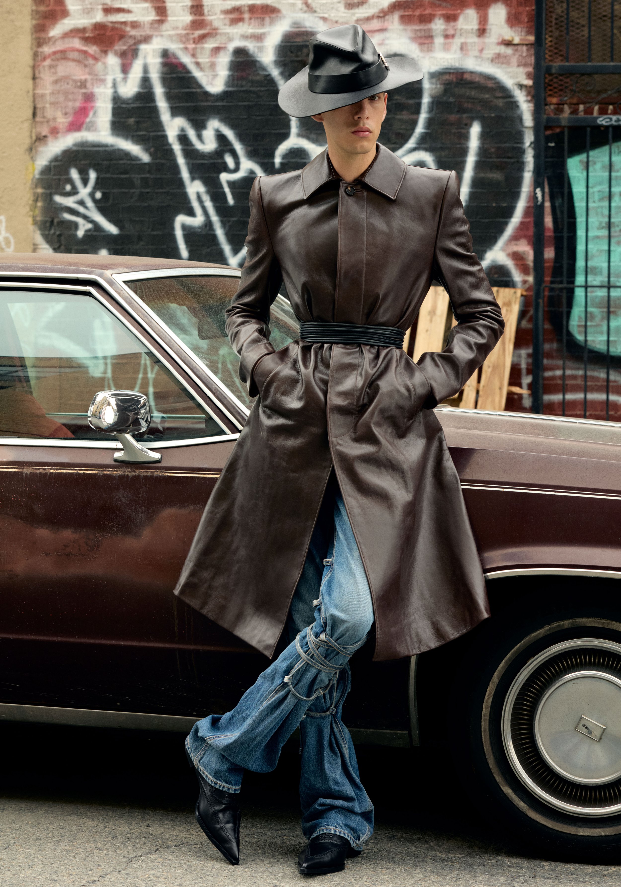 HEROINE MAGAZINE ISSUE 21 5.jpg