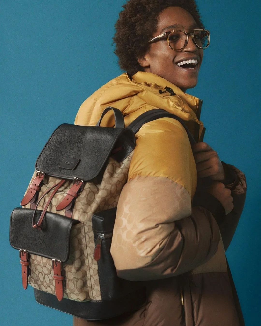 COACH HOLIDAY 2023 CAMPAIGN 4.jpg