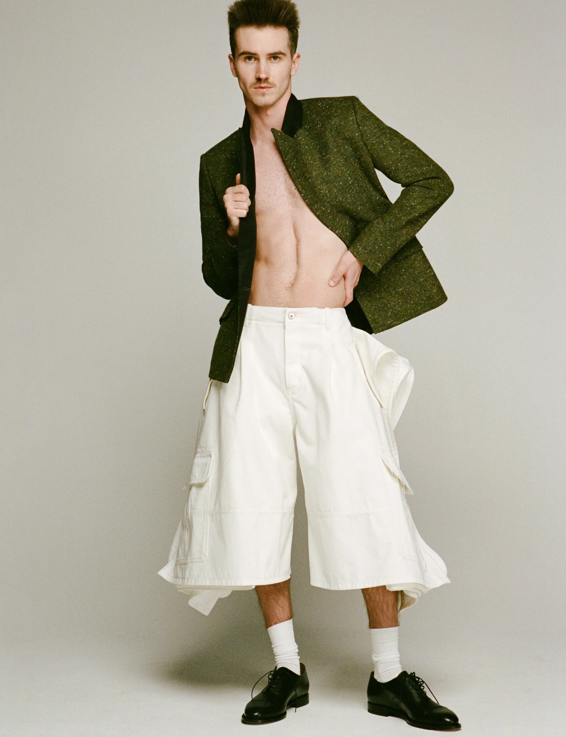 Bradley Miller_HERO-35_compressed_Page_7_Image_0002.jpeg