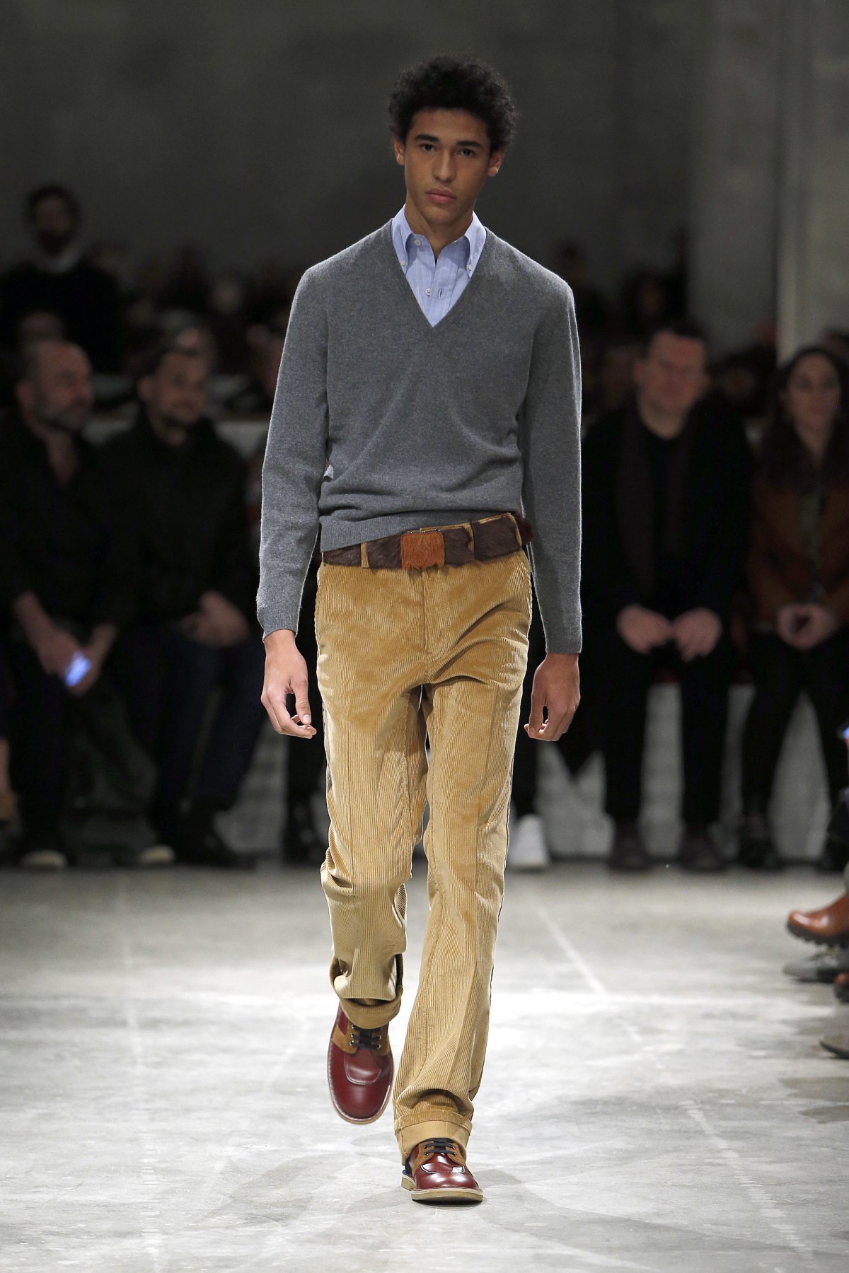 prada_look_1_2017_aw_mens.jpeg