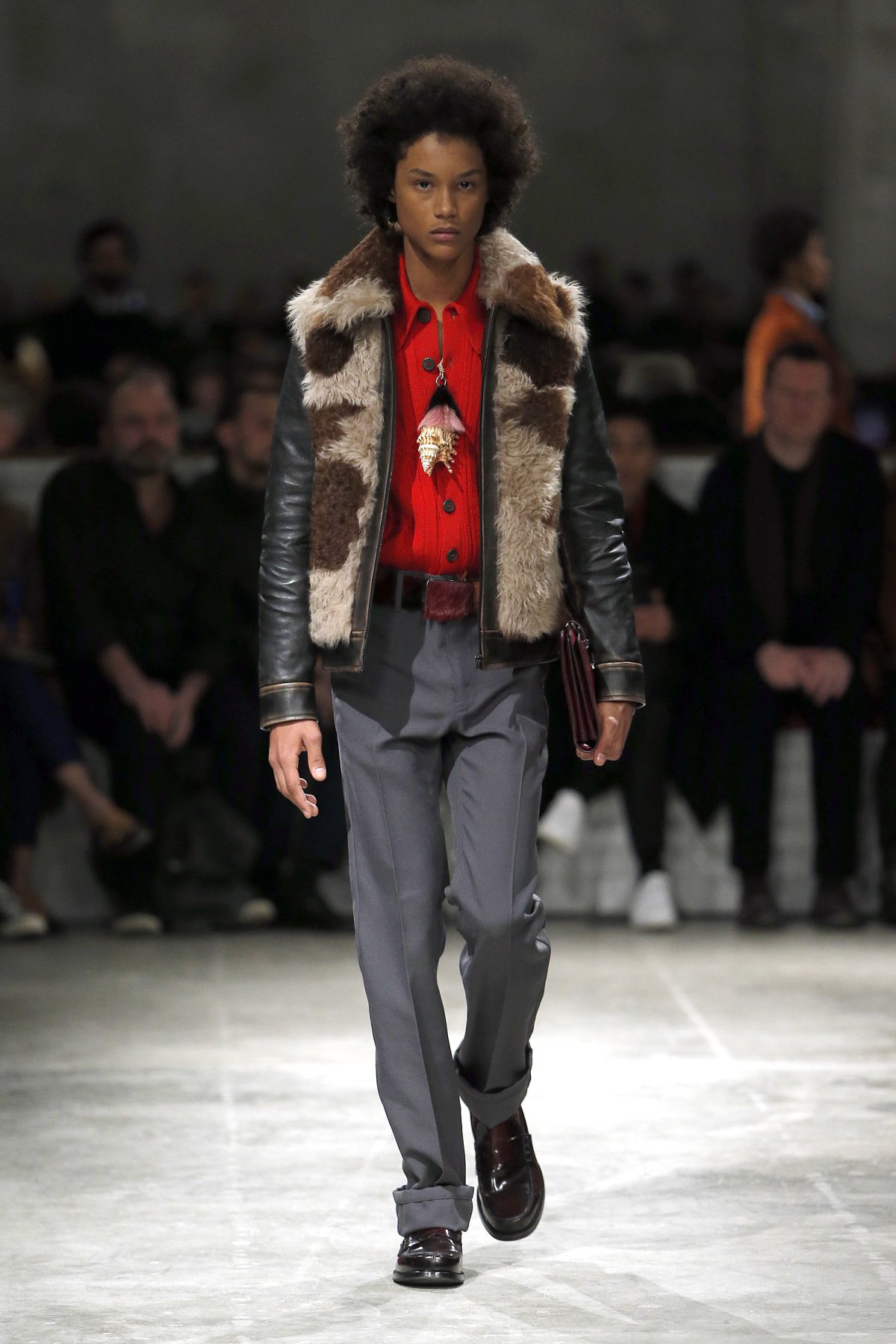 prada_look_18_2017_aw_mens.jpeg