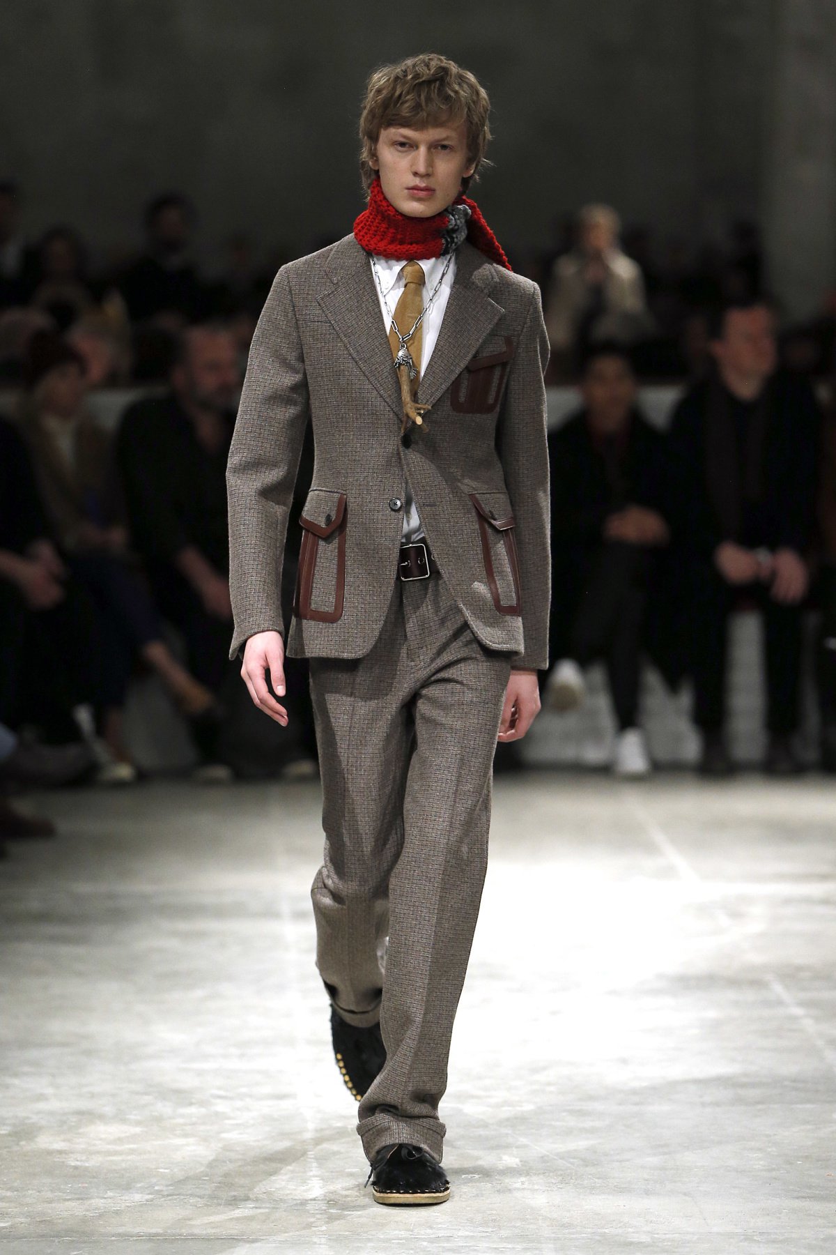 prada_look_53_2017_aw_mens.jpeg