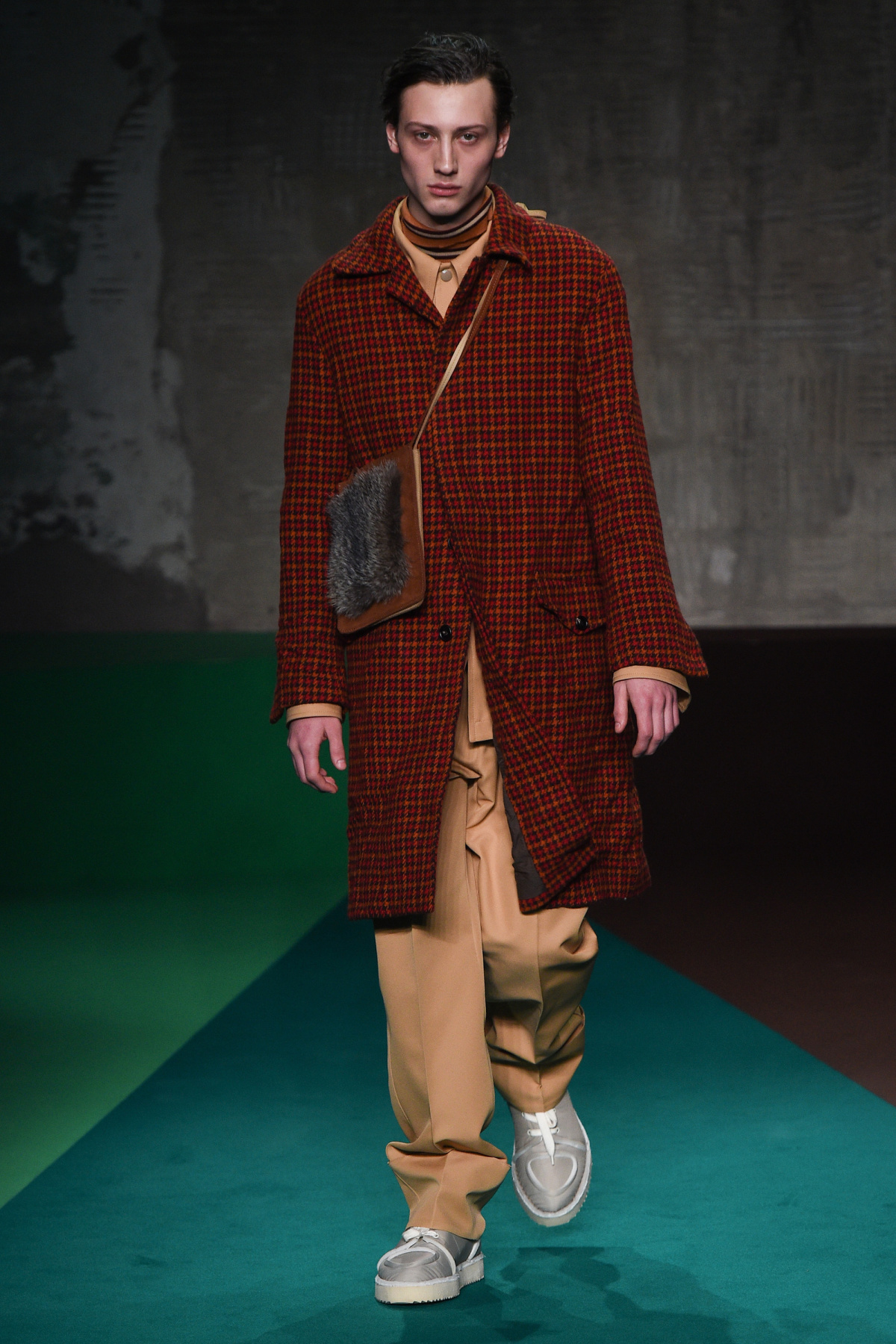 marni_look_2_2017_aw_mens.jpeg