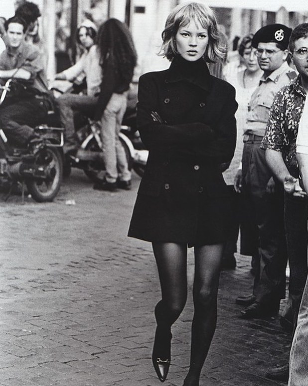 Happy birthday @katemossagency π Kate by @therealpeterlindbergh 1994 #katemoss #peterlindbergh