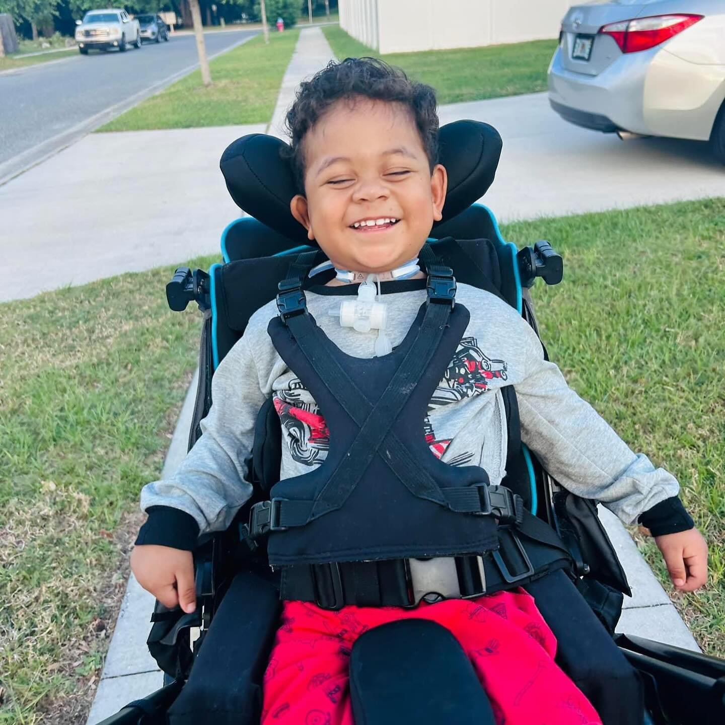 ✨ Meet Jaylen ✨ At just one year old, Jaylen experienced a near-drowning accident that left him with brain damage and cerebral palsy, making it difficult for him to hold up his head or support his body. Now three, Jaylen spends most of his time at ho