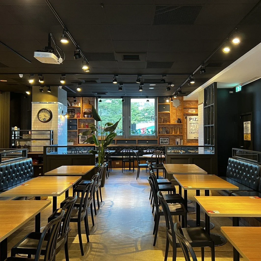 瓦薩餐廳_門市照 (3).jpg