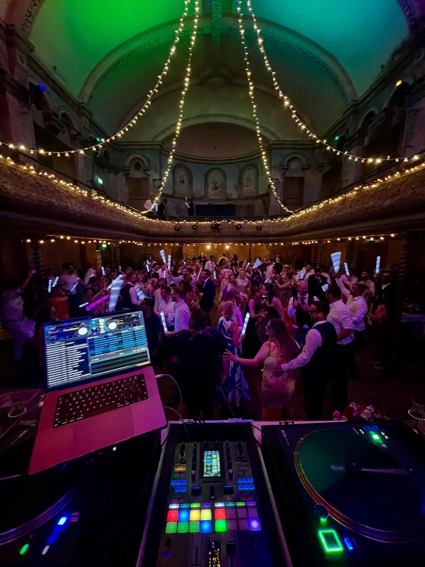 Great to be back @wiltonsmusichall again for Danny &amp; Becky&rsquo;s wedding! Epic venue - lovely crowd 😊❤️🪩

DJ: @polar_bears_can_dance 

#festival #wedding #dj #djs #london #londonweddings #londonwedding #vinyl #londonweddingsupplier #eventdj
