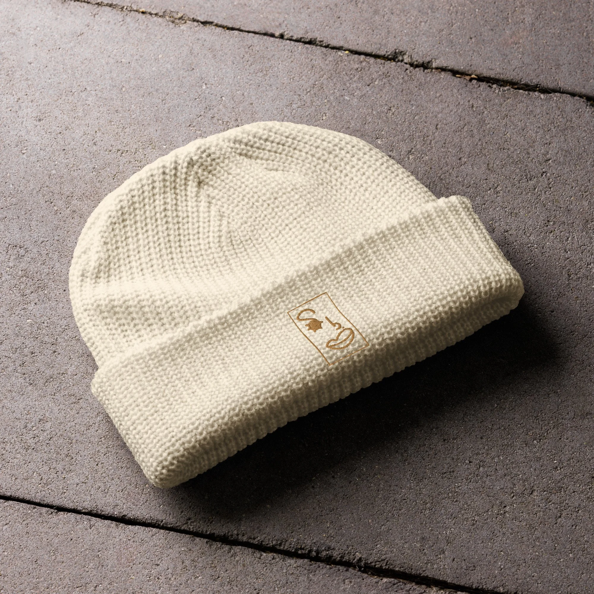 fisherman-beanie-ecru-front-6709abc3ca4be.jpg