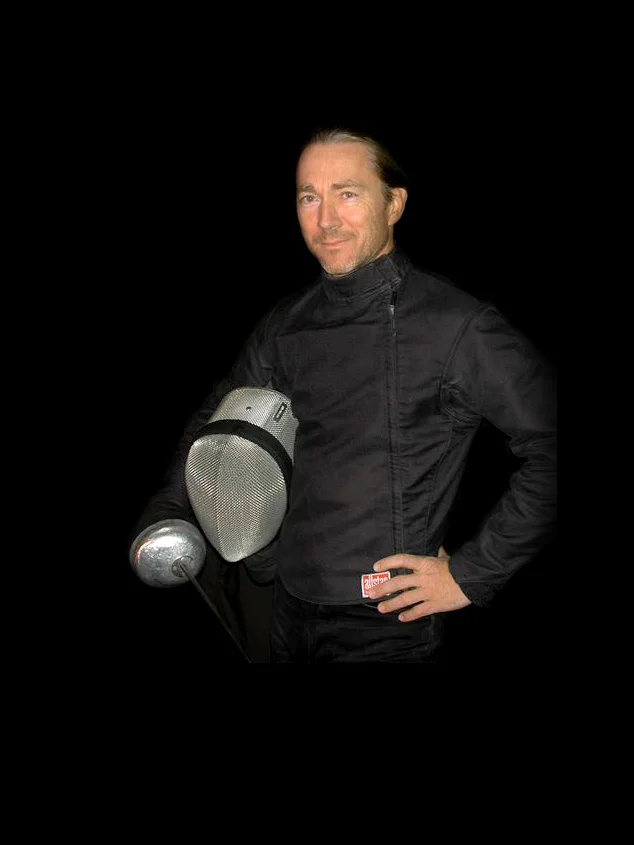 Für einen Sponsorenbeitrag von 250 Franken gibt es jede Menge gutes Karma - und eine Fechtlektion bei Maître Gabriel Nielaba persönlich.