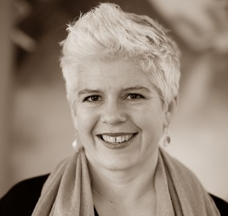 Rhiannon H. Edwards, Musikkutstyrsordningen