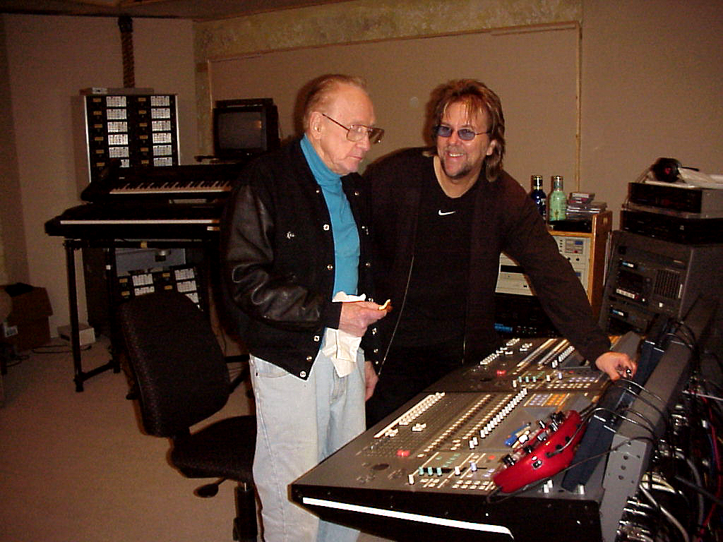 Les Paul with David at his studio, 2001