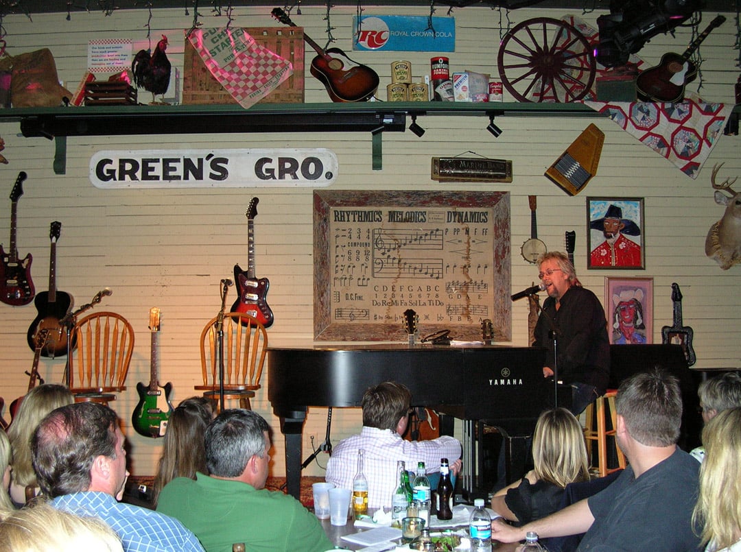 DP Greens Grocers Wide View GOOD 07.jpg