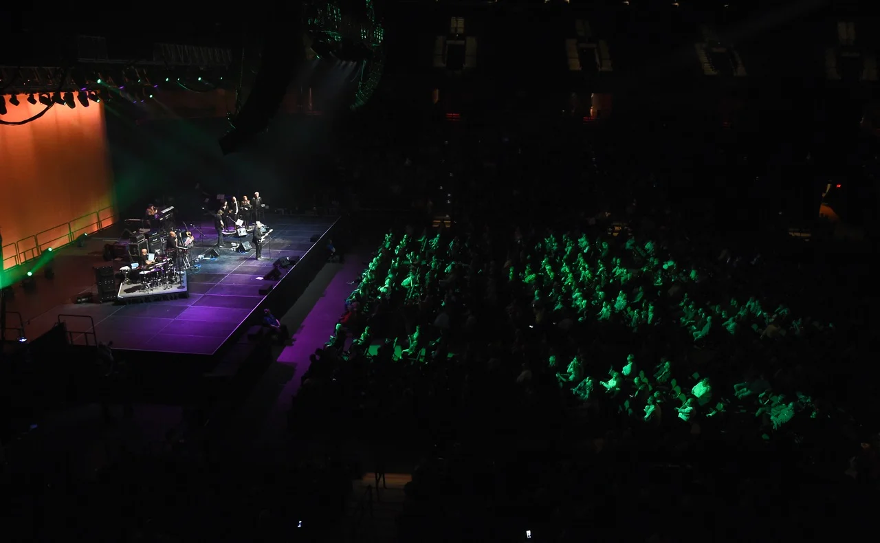 David Pack's Legends Rock Mohegan Sun Casino Arena in Connecticut 