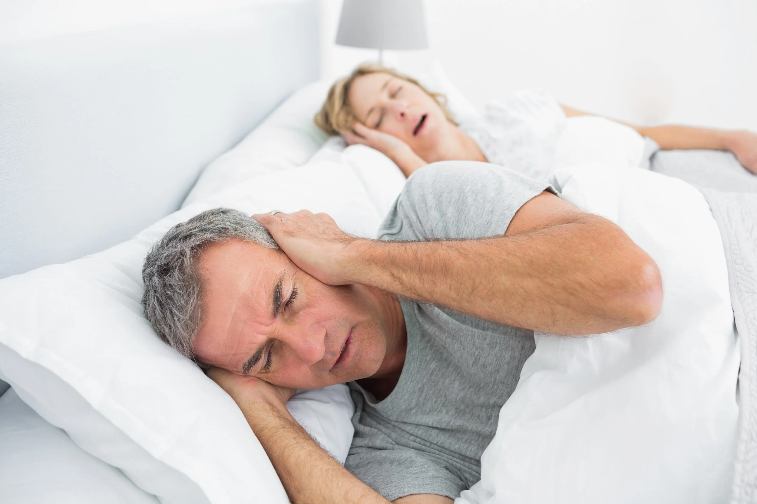 Couple_Snoring_Sleepwell.jpg