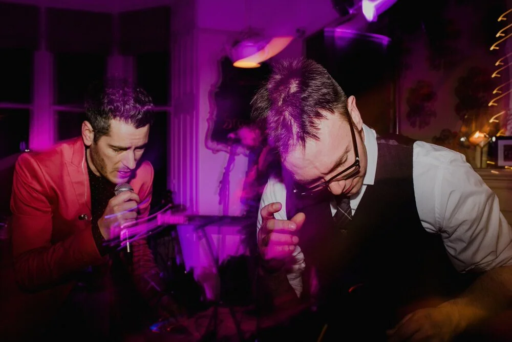 Nick-Bruce-Blinding-Lights-Scottish-Funk-Soul-Wedding-Band-005.jpg