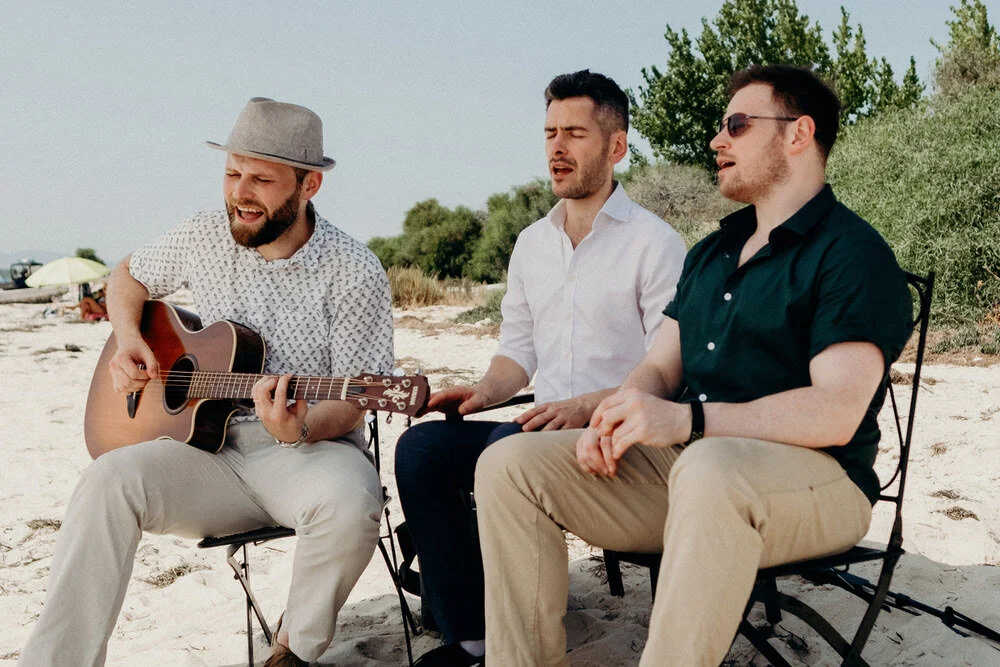 Nick-Bruce-Blinding-Lights-Scottish-Funk-Soul-Wedding-Band-014.jpg
