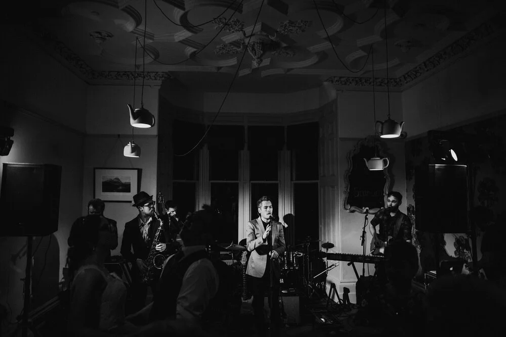 Nick-Bruce-Blinding-Lights-Scottish-Funk-Soul-Wedding-Band-026.jpg