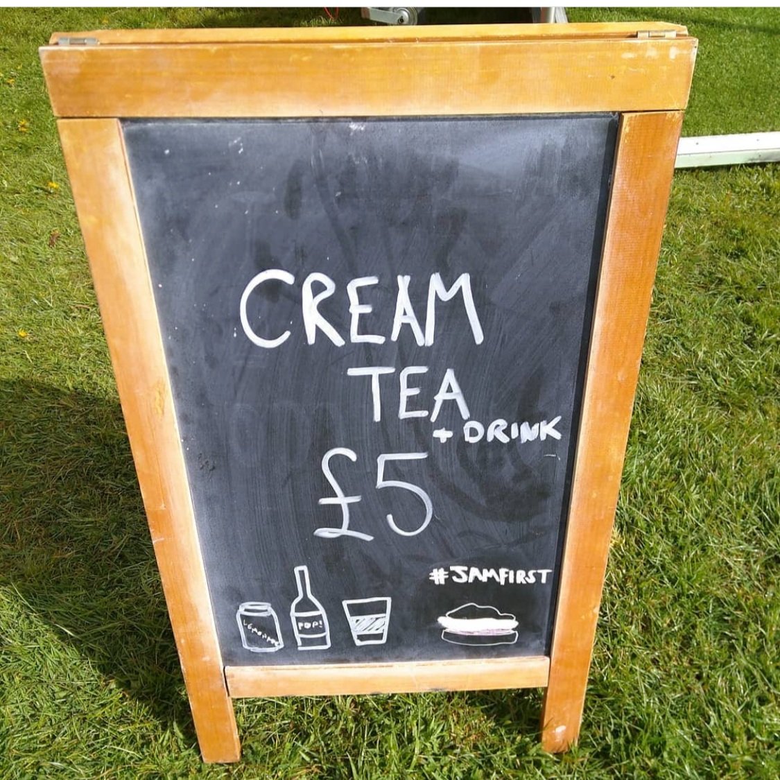   The price is right: £5 for a tea and scone  