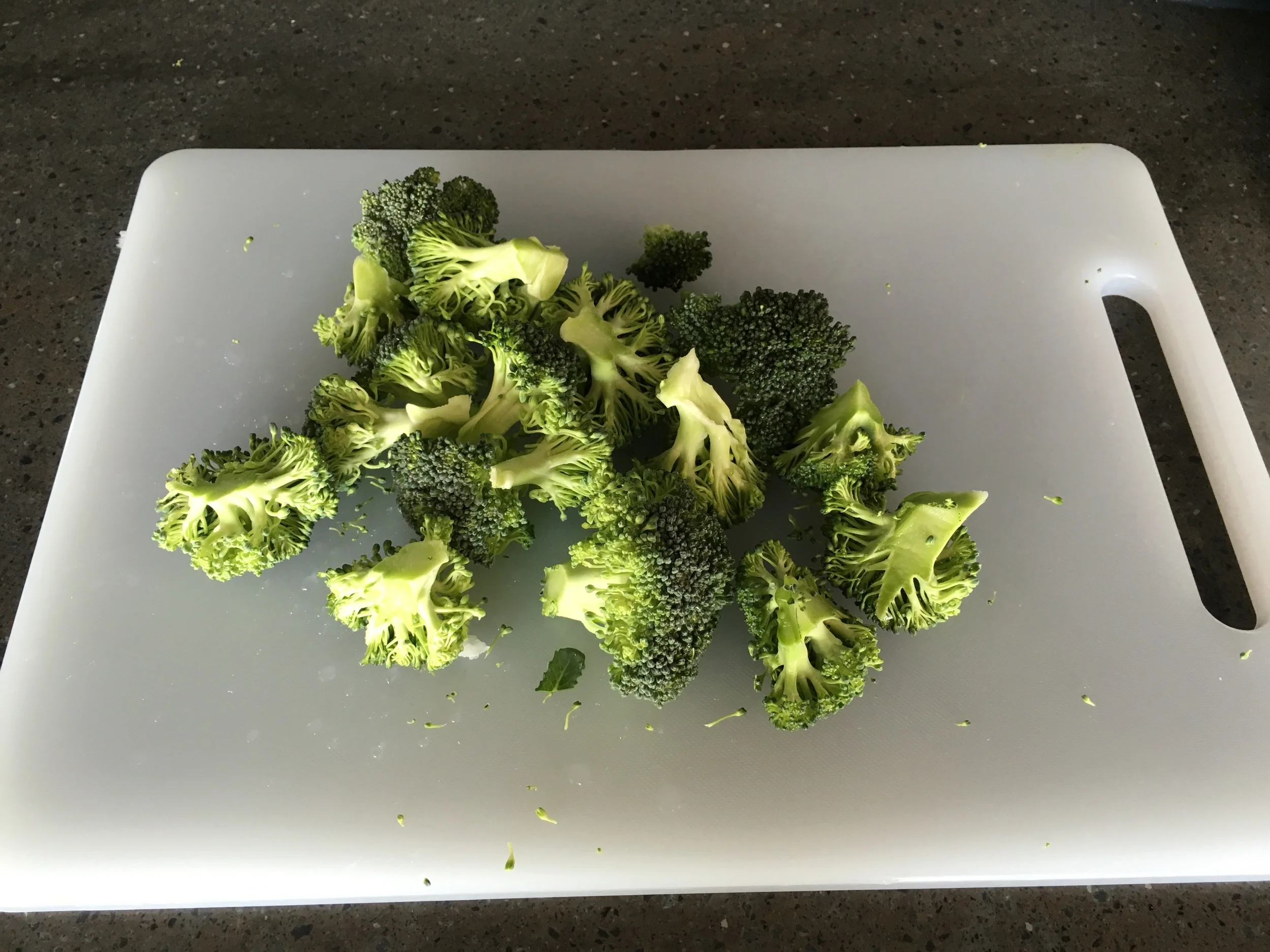 Step 2: Chop broccoli into florets 