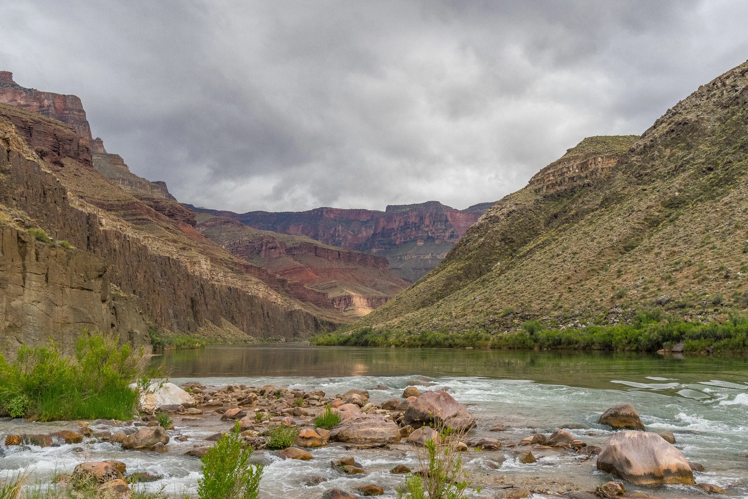 View from our campsite at Lower Tapeats. The following day we would opt to hike from the canyon floor, up 5,000+ feet to the upper rim, a long but rewarding hike. Cold beers and sopressa being the motivation.