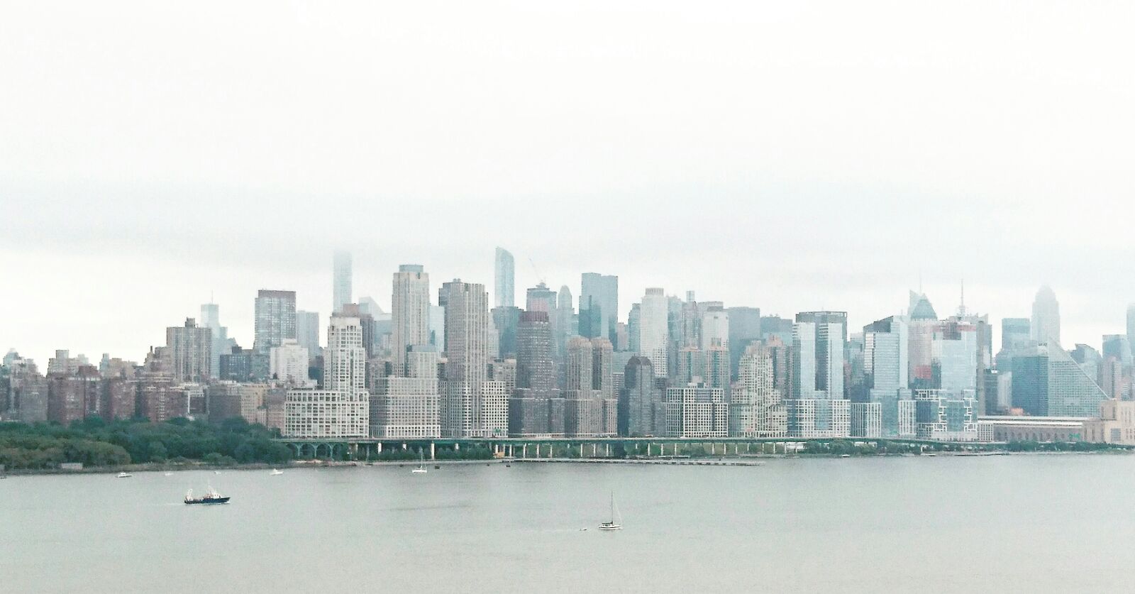 Peaceful morning view to Manhattan