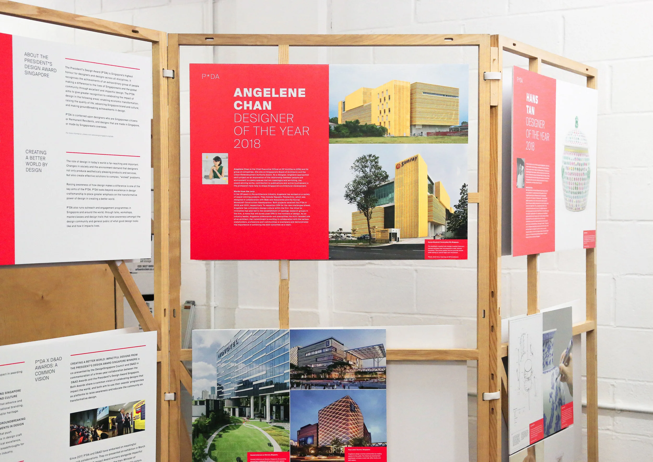 Interactive display facilitating dialogue and public engagement