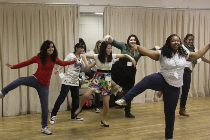 girlsbigdancemove.jpg