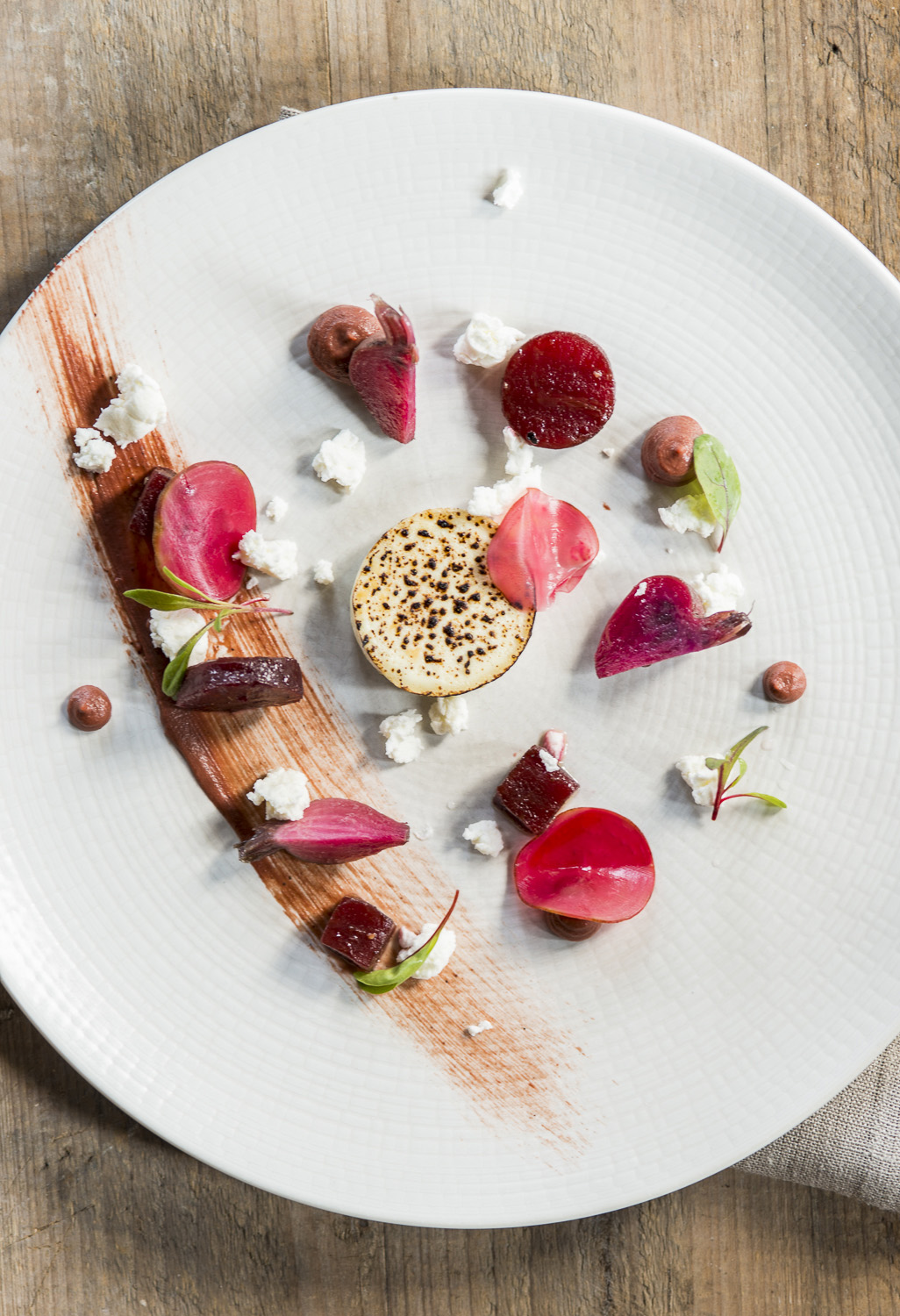 Goats cheese with beets