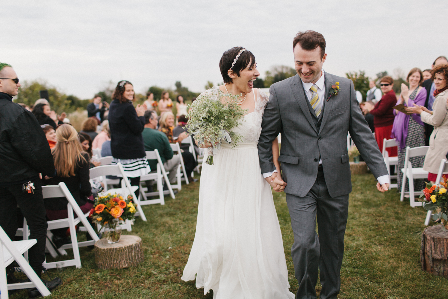 Chicago Wedding Photographer Mae Stier Heritage Prairie Farm Outdoor Romantic Wedding-057.jpg