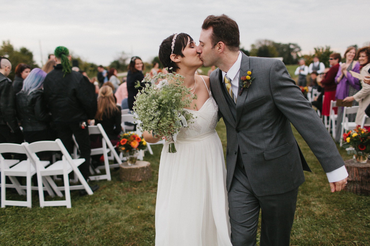 Chicago Wedding Photographer Mae Stier Heritage Prairie Farm Outdoor Romantic Wedding-058.jpg