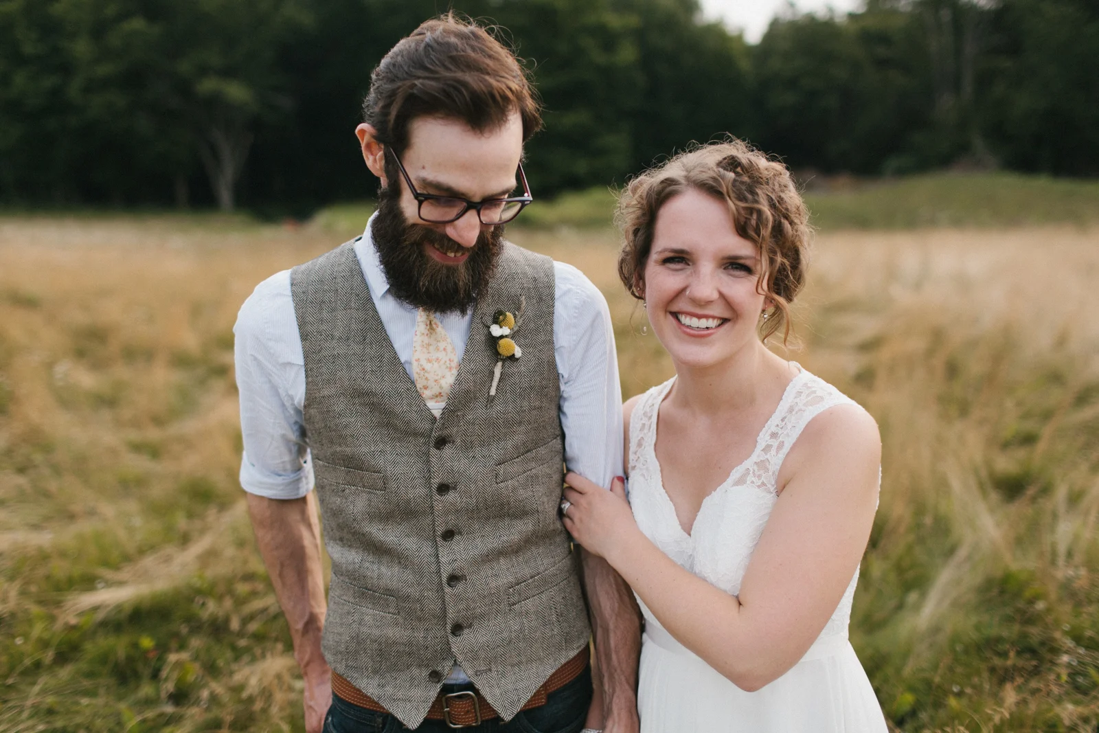Backyard Wisconsin Wedding-030.jpg