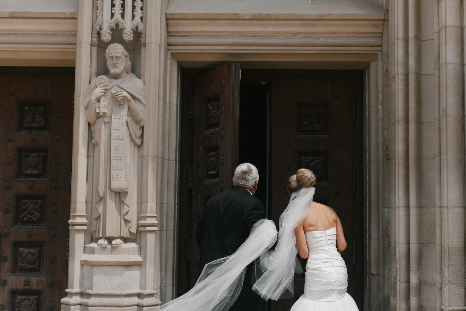 Detroit Institute of Arts Wedding-004.jpg