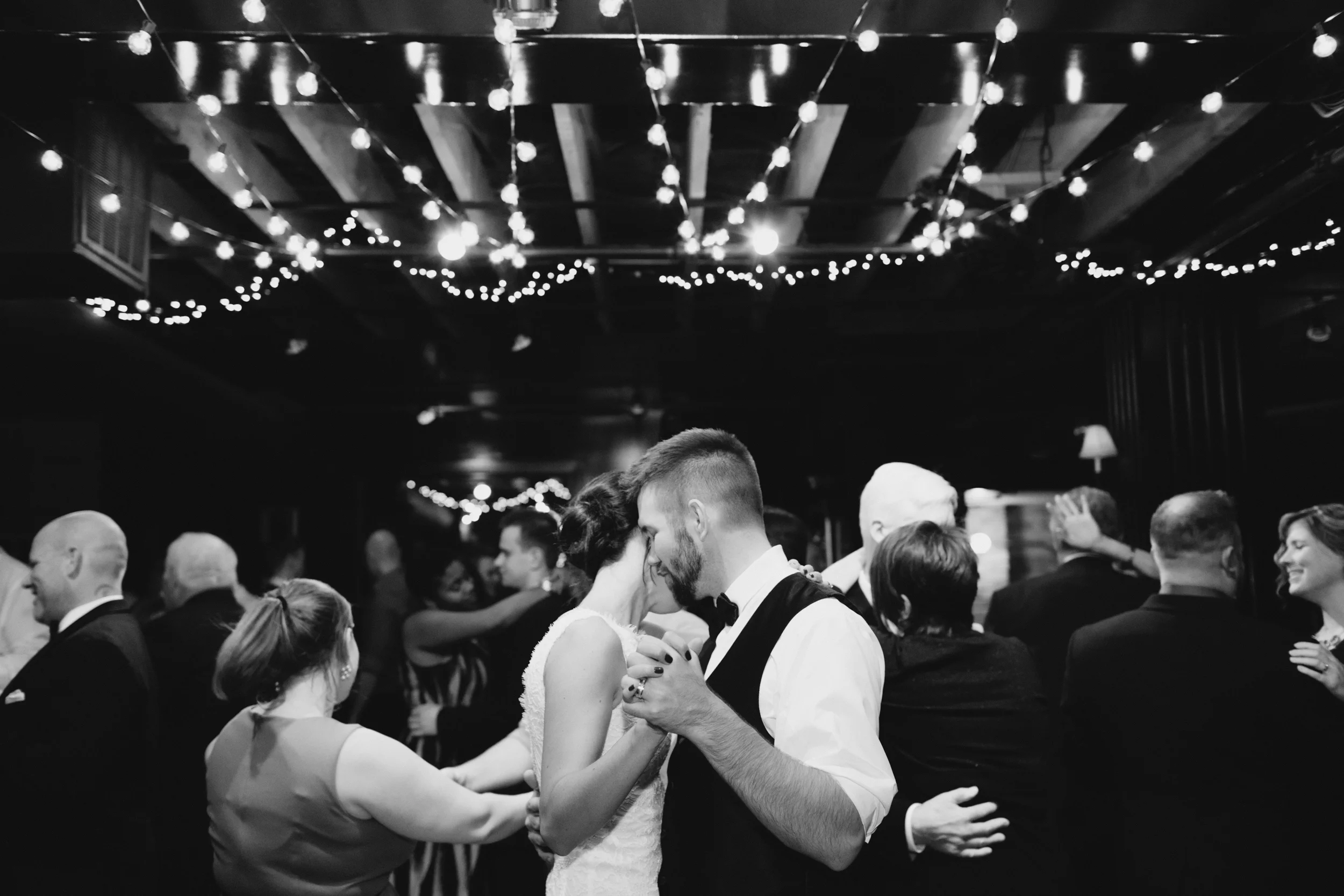 Grand Rapids Michigan Wedding Photographer-107.jpg