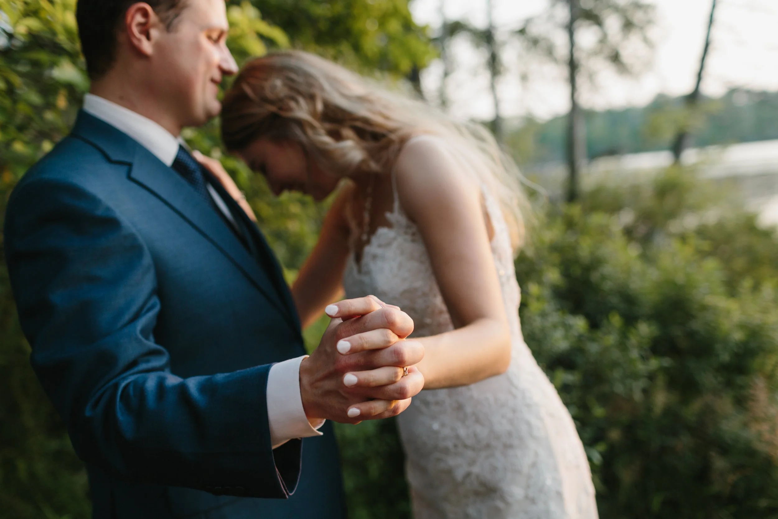 Sleeping Bear Dunes Wedding Photographer Mae Stier Lifestyle Wedding Photography239.JPG