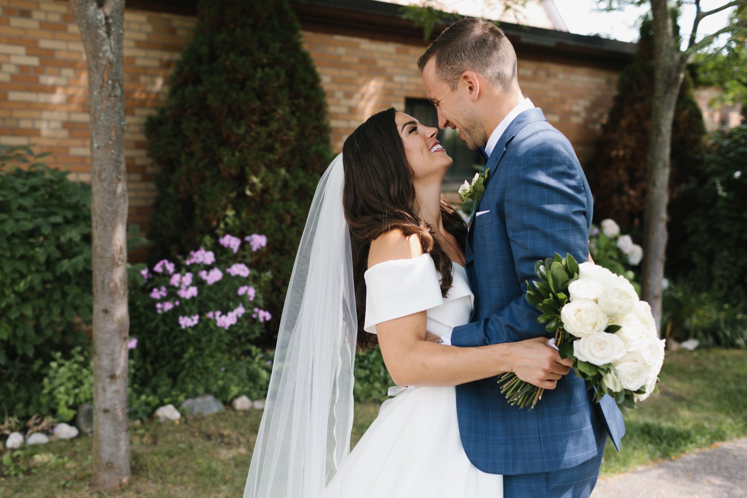 Sleeping Bear Dunes Wedding Photographer Mae Stier Lifestyle Wedding Photography222.JPG