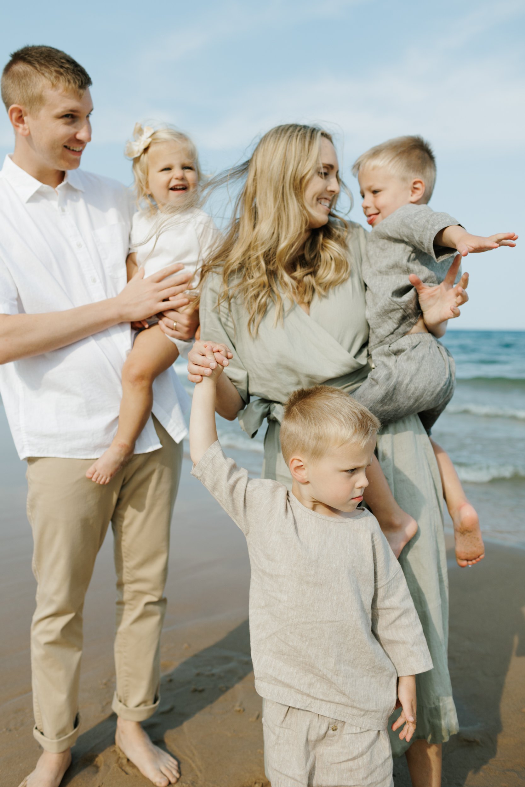 Sleeping Bear Dunes Family Photographer Mae Stier Northern Michigan Wedding Photography-018.jpg