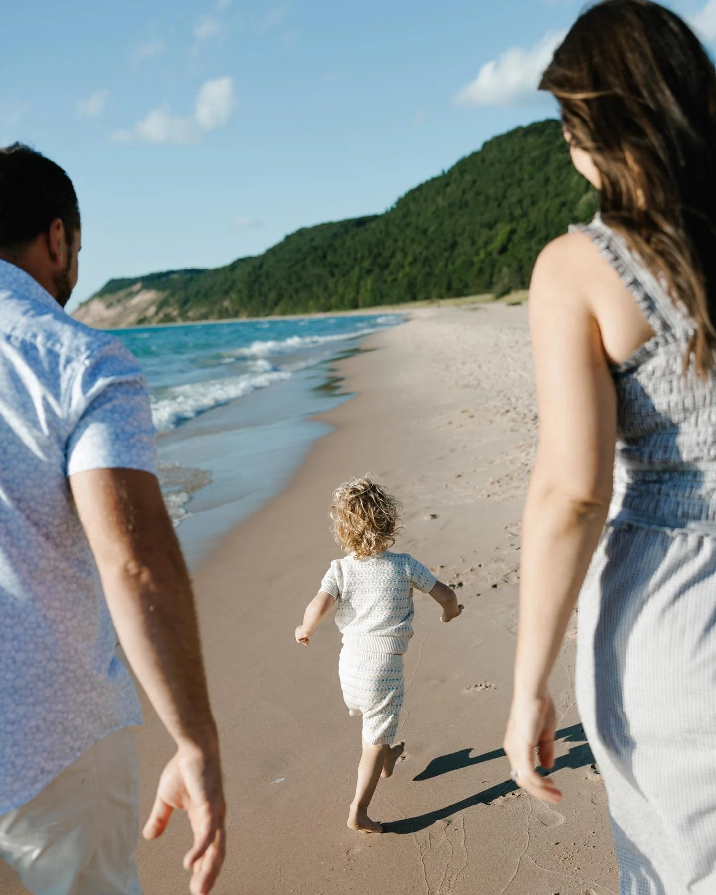 Missing the warmth of the summer sunshine today, and beach evenings that end with splashing in the water. As my season finally slows, I am reminiscing on what a gift this summer was. I got to connect with so many wonderful families, and feel honored 