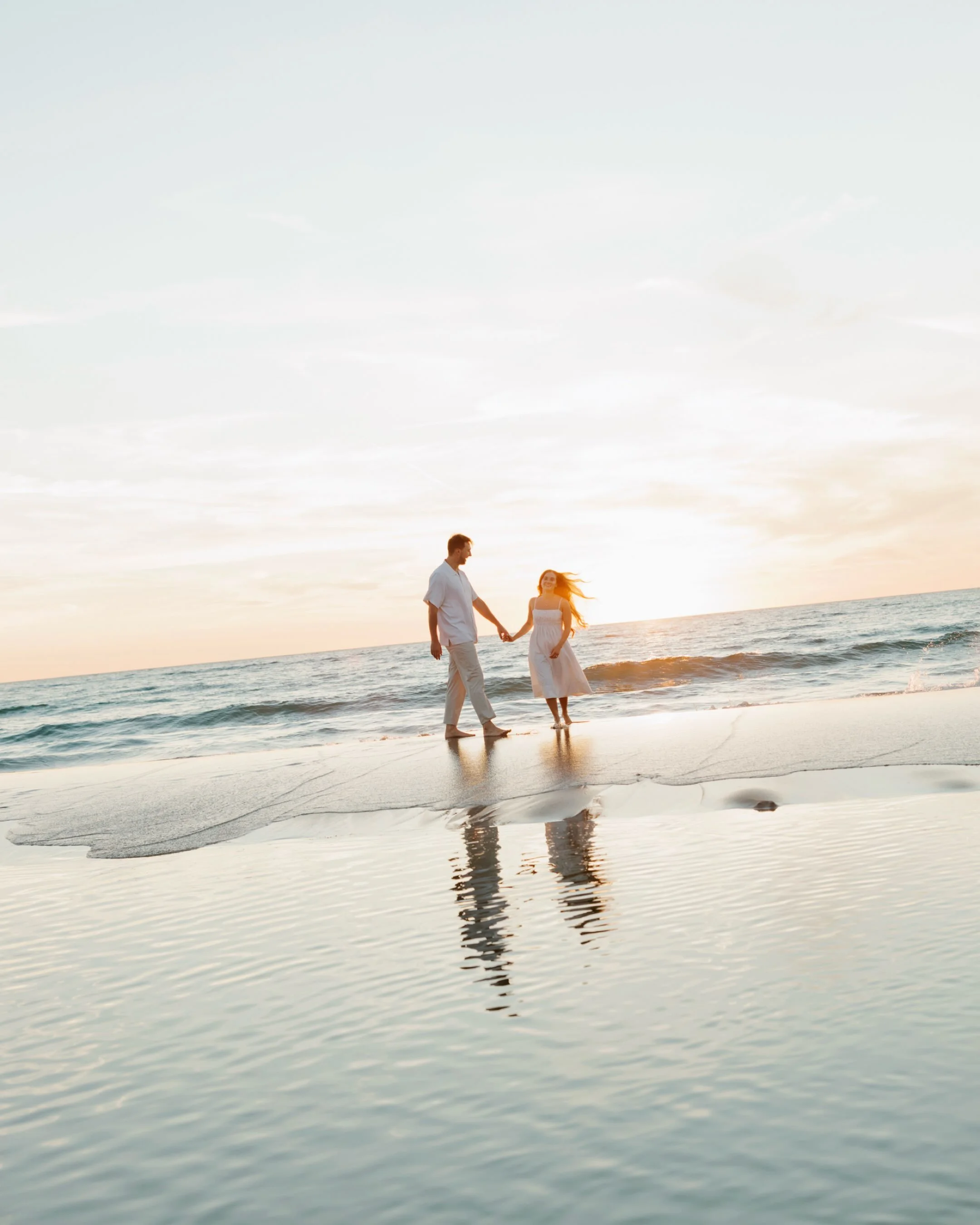 A dreamy September night with D&amp;L, celebrating this season of being engaged and looking forward to all that is to come. 

Lake Michigan in September is decidedly the lake at her most inviting, with warm water temperatures that mimic the still-war