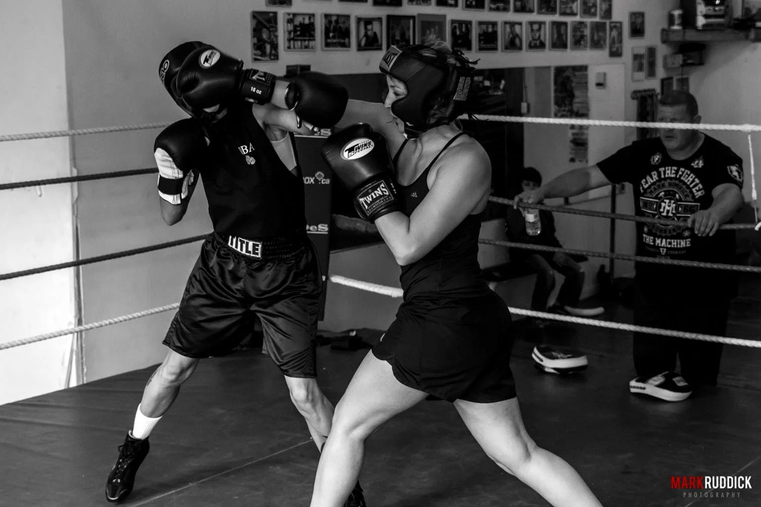 Fitness & Bodybuilding Photography Boxing Training Session with Kara