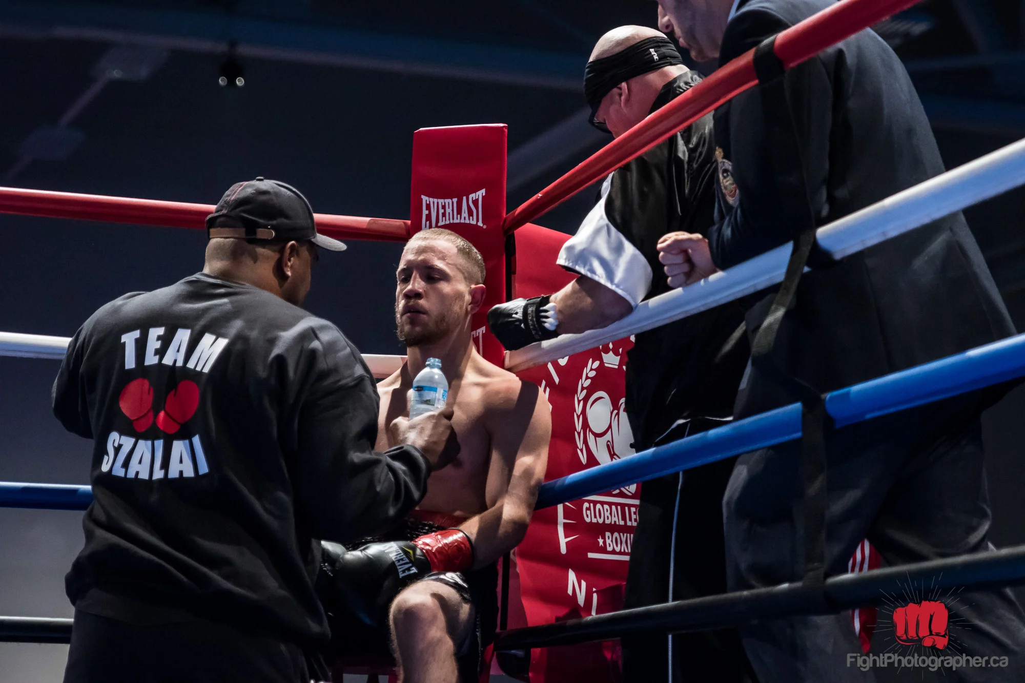 Resting between rounds