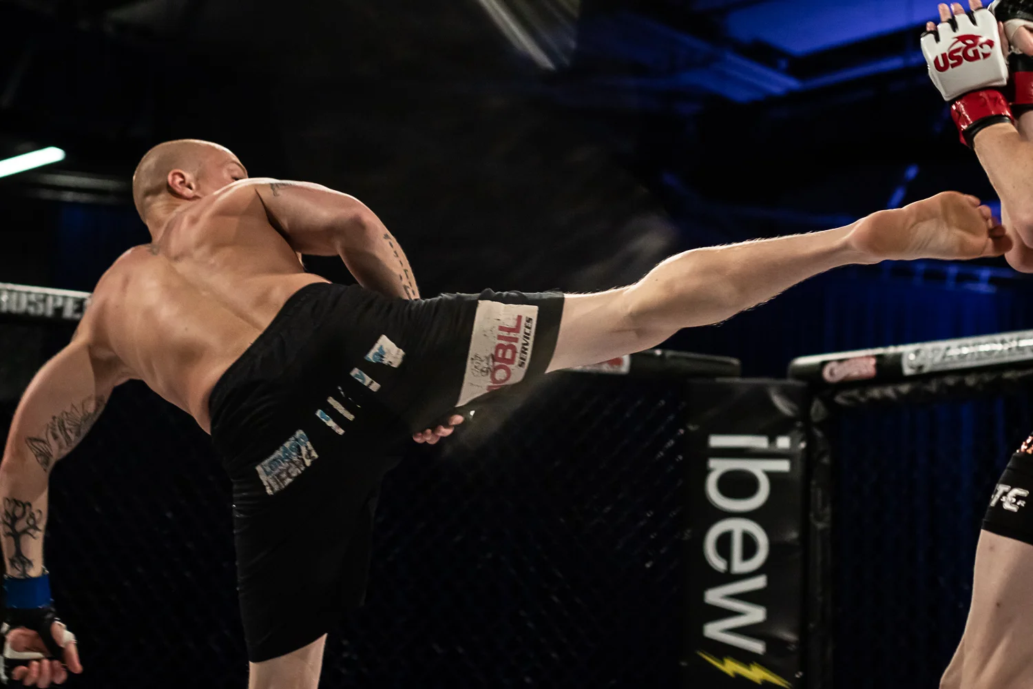 Fight #4 - Shane Monaghan (W) vs Craig Powers (L)