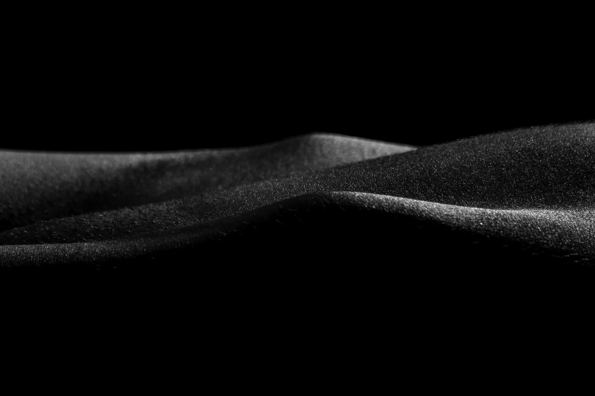 hip-bone-bodyscape.jpg