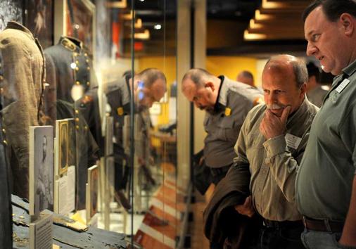 museum-of-the-confederacy-in-appomattox-park service visit.jpeg