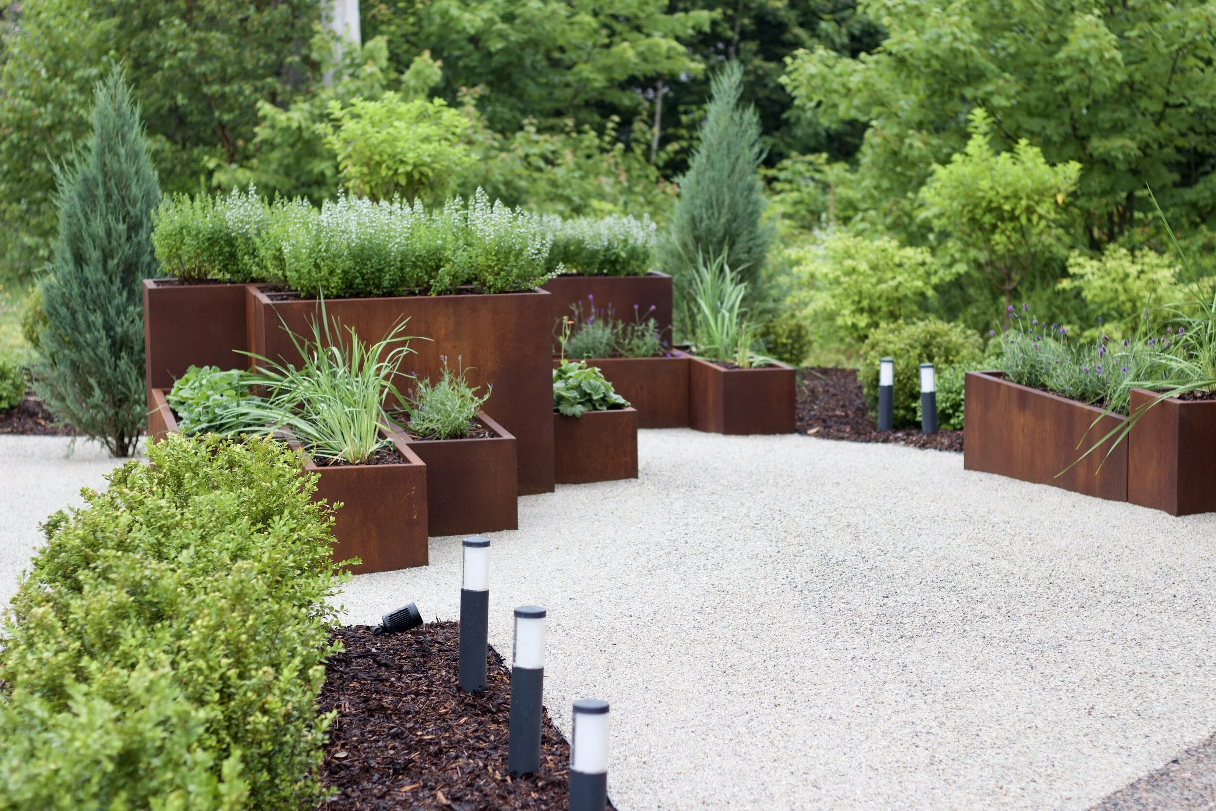 courtyard 2 (1).jpeg