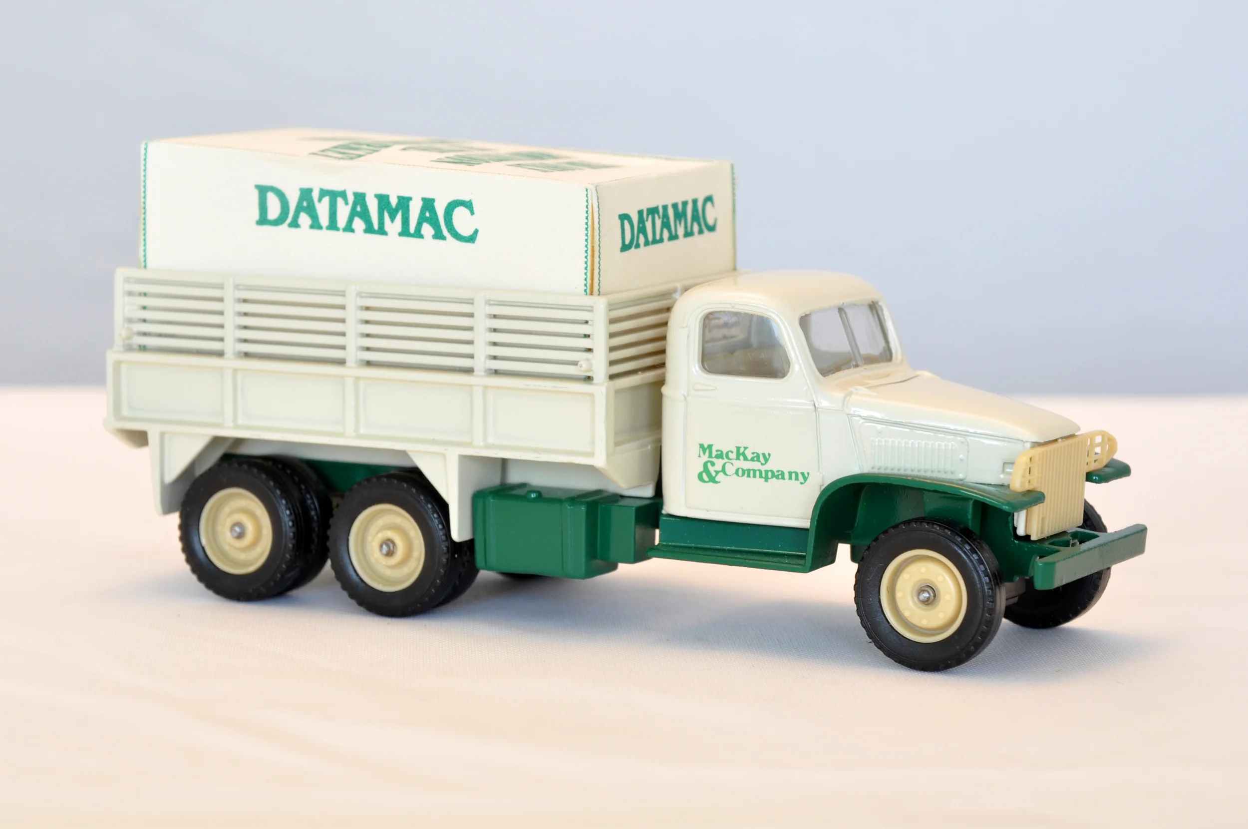 1944 GMC CCKW 353 2 ½ ton 6x6