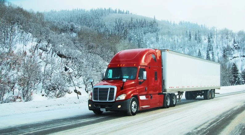 SEMI TRUCK IN SNOW_iStock-820711968.jpg